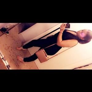 Meet your Posher, Charelle